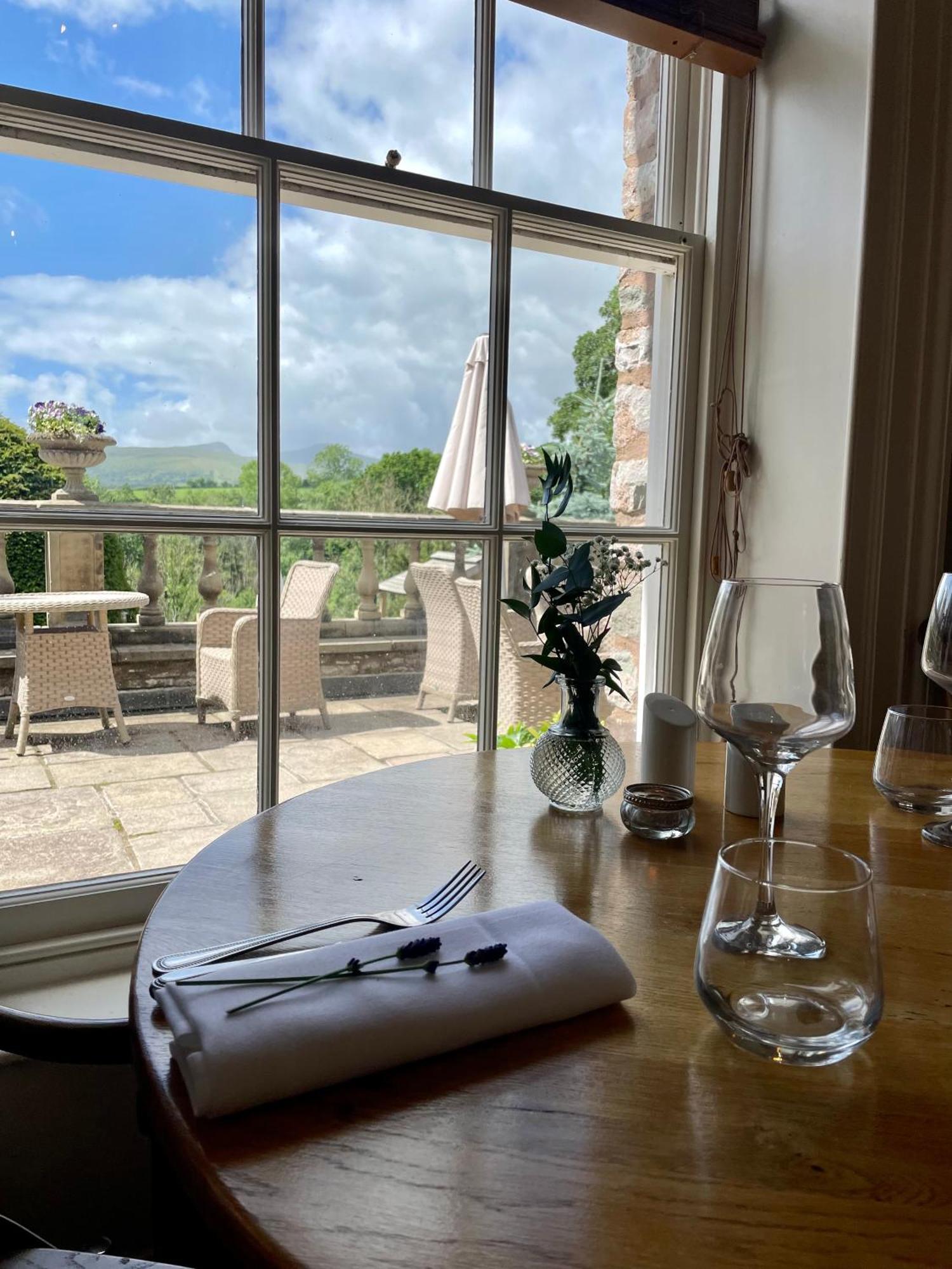 Peterstone Court Country House Restaurant & Spa Μπρέκον Εξωτερικό φωτογραφία