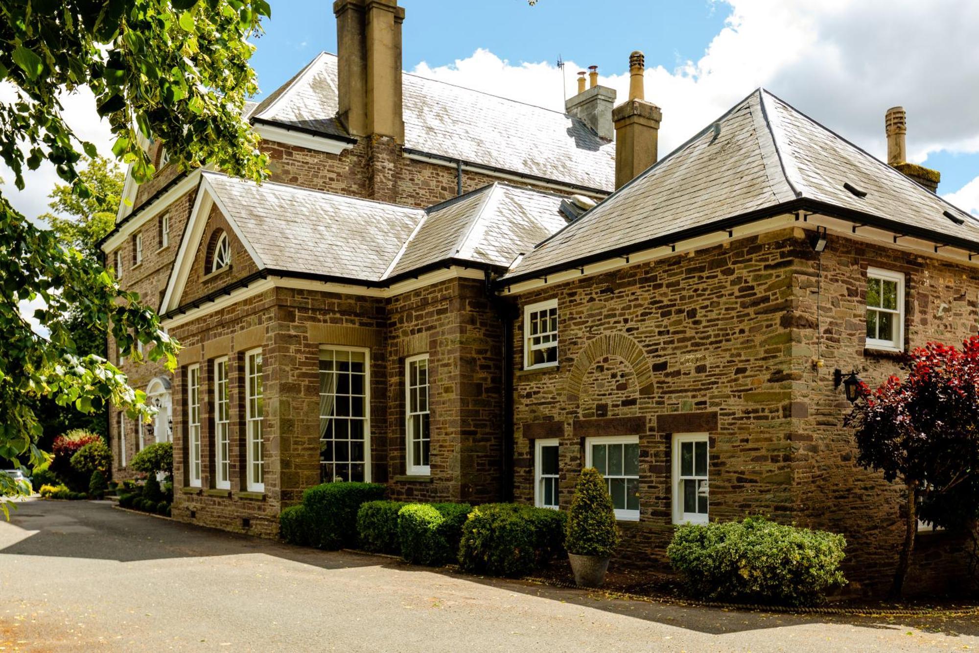 Peterstone Court Country House Restaurant & Spa Μπρέκον Εξωτερικό φωτογραφία